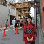 金子國義画伯の大人気の浴衣「紅蝙蝠」