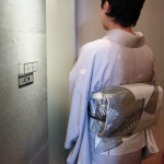 結婚式、ご披露宴、パーティー、カジュアルウエディング、入学式、卒業式など様々なフォーマルシーンにLojeオリジナルブランド着物は唯一京都にここだけです。ひと際美しく品格があり可愛さやレトロモダン、粋さを演出。素材は上質日本製シルク100％