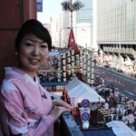祇園祭！ 浴衣プランのお客様です 絶好のロケーション、、、お店のバルコニーでお写真を！ 京都 着物レンタルLoje（ロジェ）'s photo.